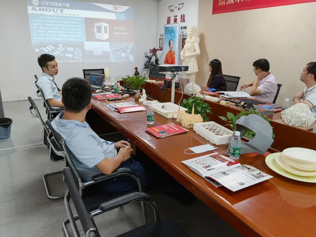 广西理工职业技术学校领导一行莅临我司交流参观 洽谈增材制造(3D打印)校企专业共建合作事宜 广西理工职业技术学校领导一行莅临我司交流参观 洽谈增材制造(3D打印)校企专业共建合作事宜